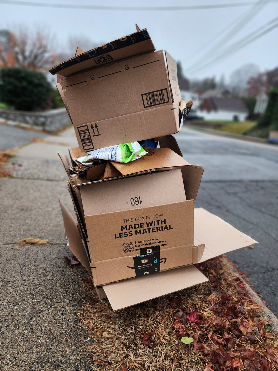 NeekoC18's tweet image. He' said that 'maybe it couldn't be done' but he won't be sure unless he tried.

#Amazontower