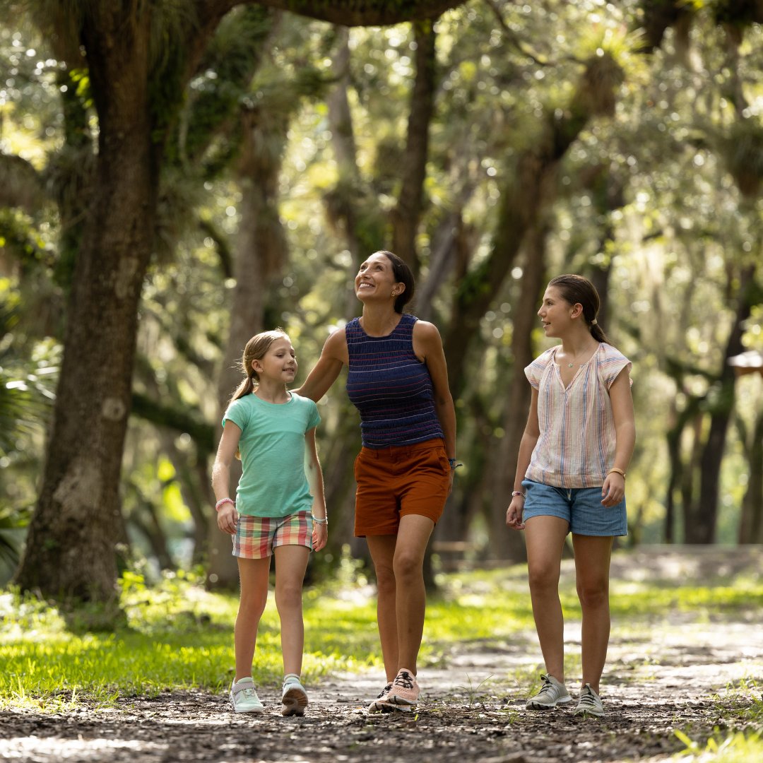 MiamiDadeParks's tweet photo. Our parks are more than just beautiful spaces—they're rich in history &amp; culture! Visit Matheson Hammock Park, a historic site with the iconic Atoll Pool, created in the 1930s to mimic a natural lagoon. 🌊

👉 What's YOUR favorite park to explore? Comment below!👇#ExploreMiami https://t.co/YG1yfhxCRm