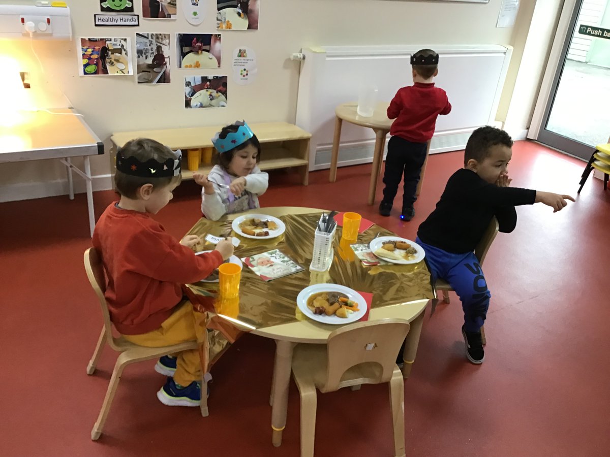 DeansNorth's tweet photo. Today we all had Christmas lunch together. The children made their own special party crowns to wear and the Christmas music all got us feeling festive. A huge thank you to the catering staff at @deanschs for all that you do for us not just today but all year. 
Merry Christmas. https://t.co/nqQpV6sqPo