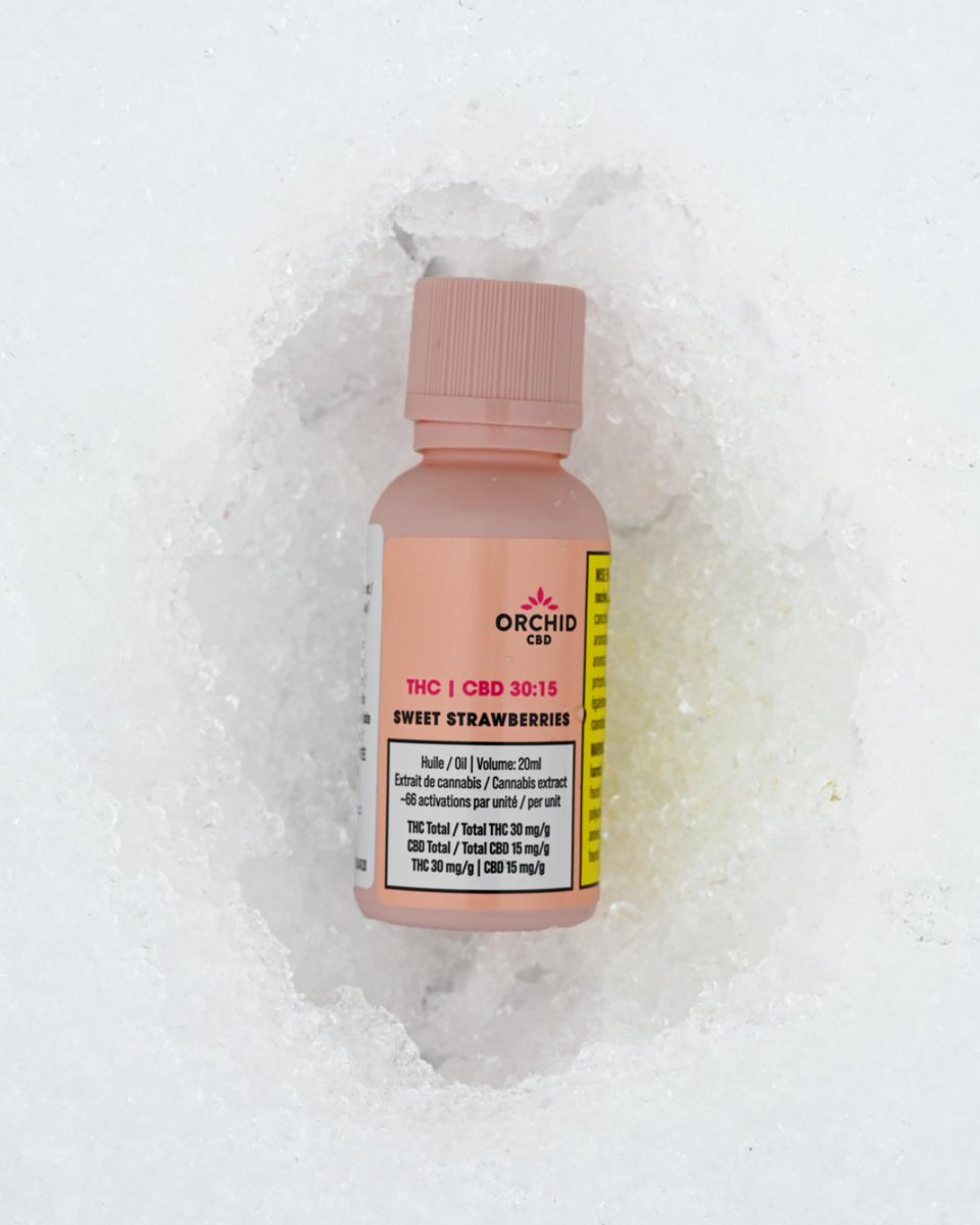 orchidCBD's tweet photo. Perfect for the days you don't want to go outside. 💗❄️🍃

#oil #cbdoil #thcoil #thc #cbd https://t.co/Rah4s5E1G3