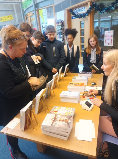 dphs's tweet photo. A big thank you to author Sam Scott who visited Debden last Friday. An incredible 148 students came to visit our LRC at lunchtime, creating a real buzz around reading!
#BEanAuthor
#BEaWriter
#BEyourownfuture https://t.co/BxP9L2eMfi