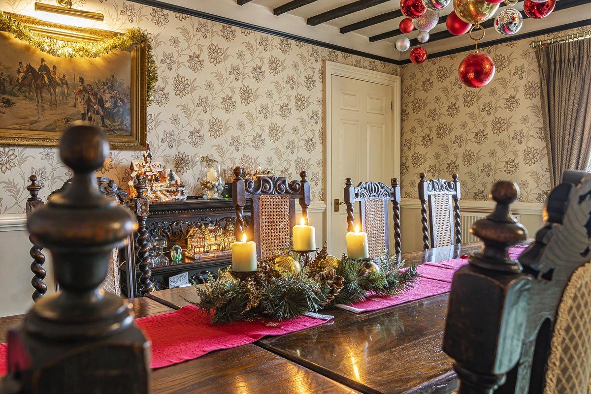 NicheCom tweet media