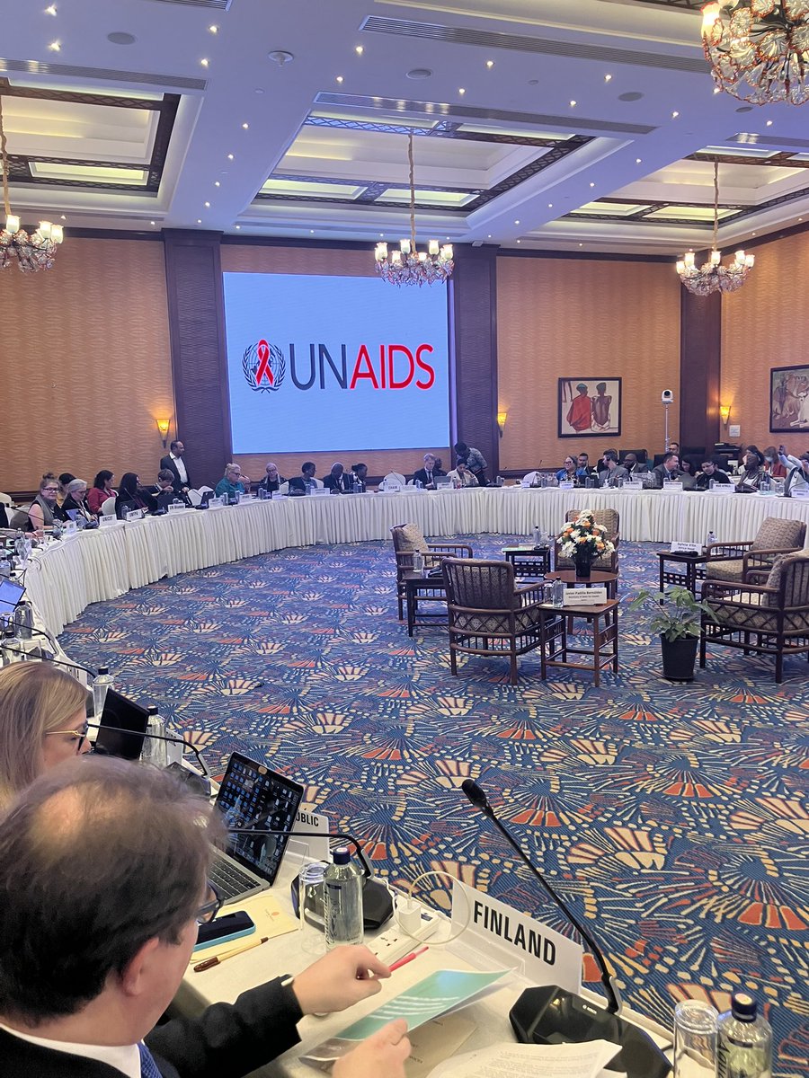 MustonenPasi's tweet photo. Finland’s delegation in full action at @UNAIDS #PCB55. Speaking on behalf of 🇦🇹🇩🇰🇮🇸🇳🇴🇸🇪🇨🇭🇫🇮 @mika_salminen emphasised the importance of human rights approach in global #AIDS response  &amp; expressed countries’ continued support to UNAIDS’ important mission. https://t.co/mkKtGf7OeJ