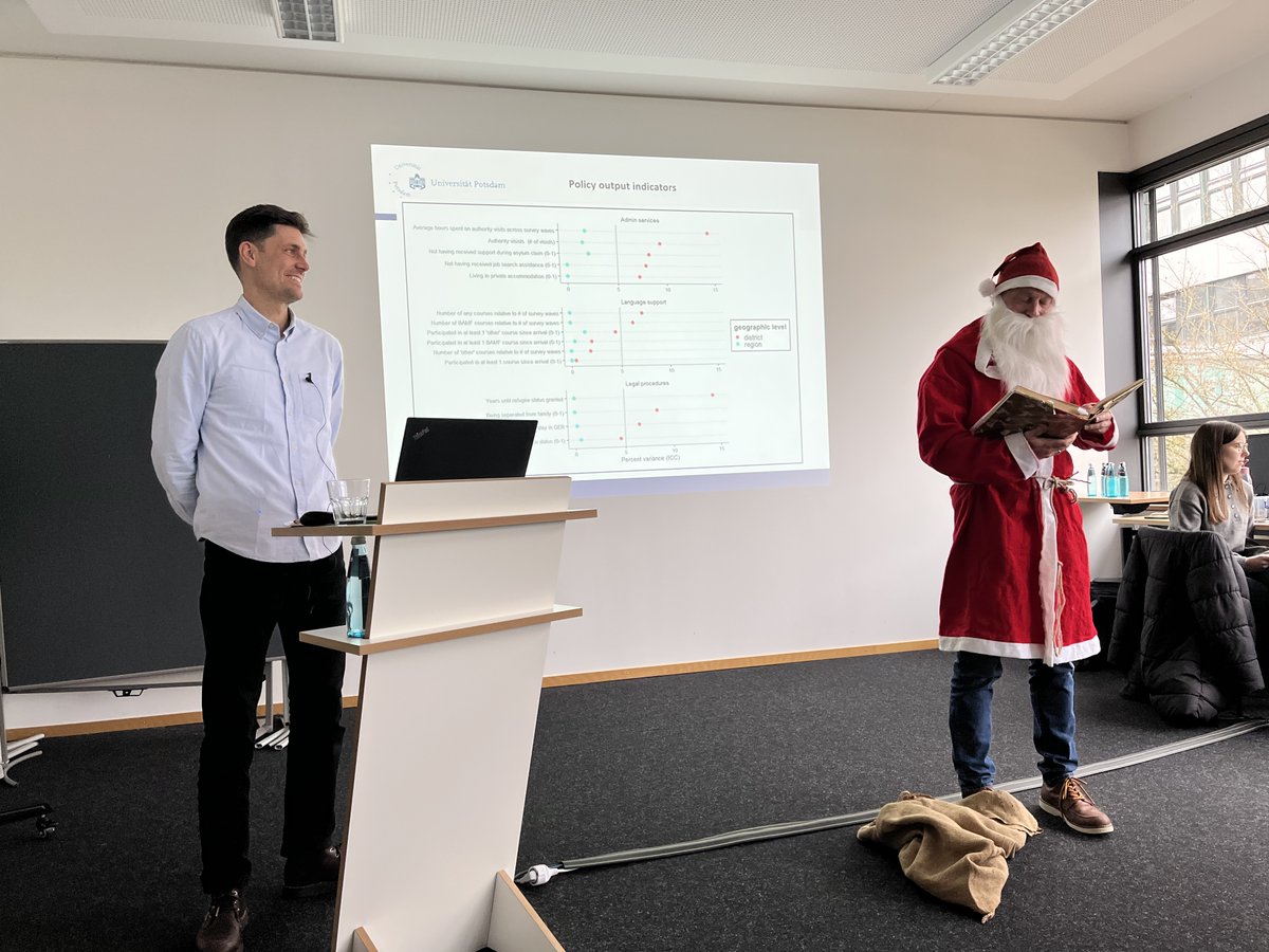 Jasper Tjaden (@jaspertjaden) on Twitter photo I never held a talk where St. Nicolas suprised me at the end. What a fun day <a href="/UniKonstanz/">Universität Konstanz</a> . Many thanks to <a href="/diehl_claudia/">Claudia Diehl</a> for the invite!
Talk was on how much local policies matter for refugee integration in Germany. Paper is here: journals.sagepub.com/doi/10.1177/01… I never held a talk where St. Nicolas suprised me at the end. What a fun day <a href="/UniKonstanz/">Universität Konstanz</a> . Many thanks to <a href="/diehl_claudia/">Claudia Diehl</a> for the invite!
Talk was on how much local policies matter for refugee integration in Germany. Paper is here: journals.sagepub.com/doi/10.1177/01…