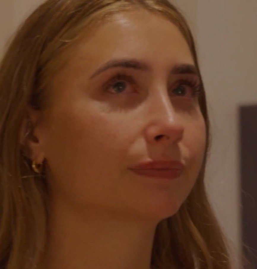 intern's tweet photo. crypto investor who owned 100% ETH for a year breaks down in tears https://t.co/AMNKwsj5SI