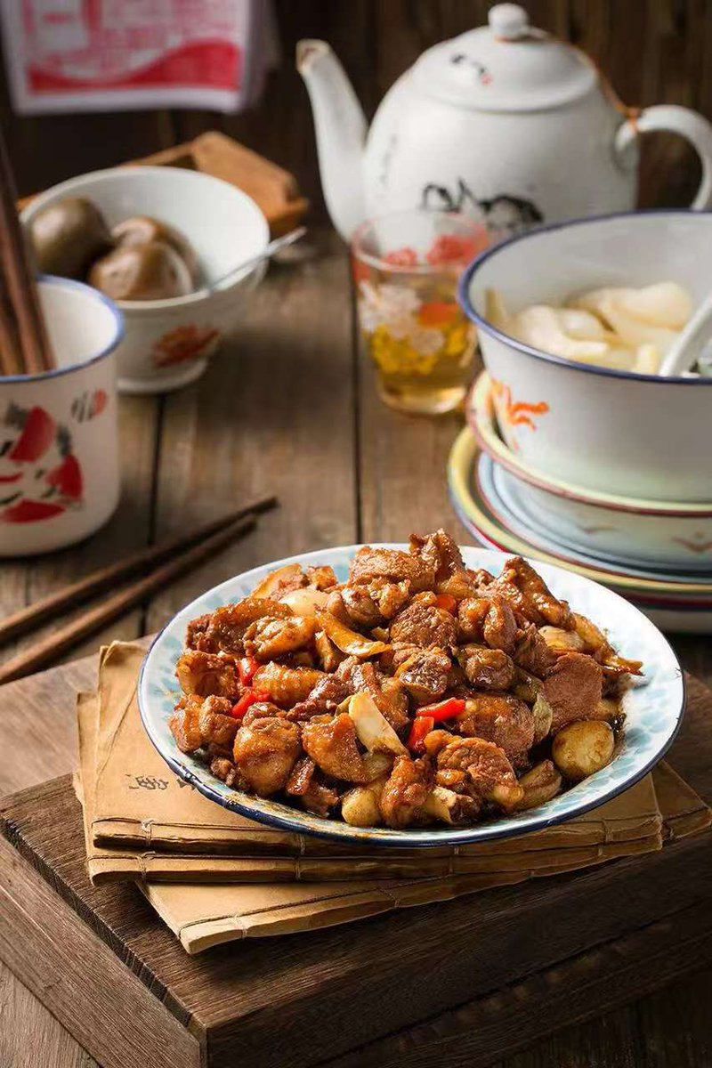 Helloguangxi1's tweet photo. Nanning lemon duck, sour and fragrant. The duck pieces are firm, and the lemon fragrance dances with perilla and other ingredients. The unique flavour jumps on the tip of the tongue, showing the charm of Yongcheng cuisine. #Guangxi #Nanning #LemonDuck https://t.co/4ykgMBXjYJ