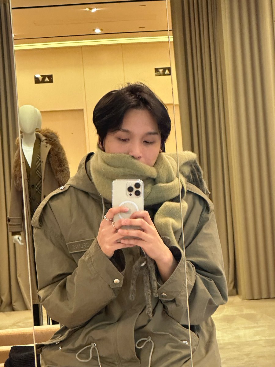 haechanprints's tweet image. HAECHAN BBL 🐻💌

*📸*