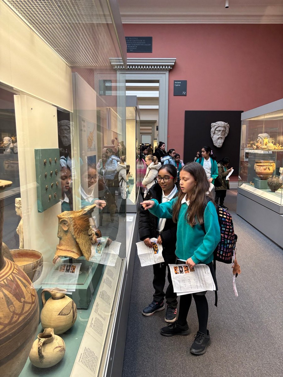 Christ Church Primary (@ccsch_bricklane) on Twitter photo To further their understanding of Ancient Greece, sycamore class took a trip to The <a href="/britishmuseum/">British Museum</a> to discover more about this fascinating civilisation! To further their understanding of Ancient Greece, sycamore class took a trip to The <a href="/britishmuseum/">British Museum</a> to discover more about this fascinating civilisation!