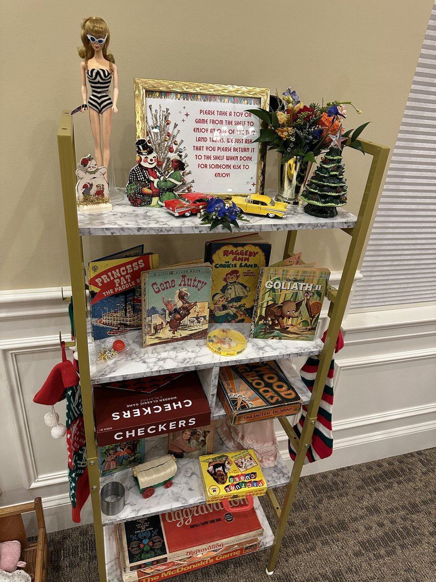 GrangerConstruc's tweet image. Our annual Granger Family Christmas Party capped off a year-long celebration of our 65th anniversary, complete with throwback details from the 1950s!
We are so grateful to our event partners who help make this celebration so special!