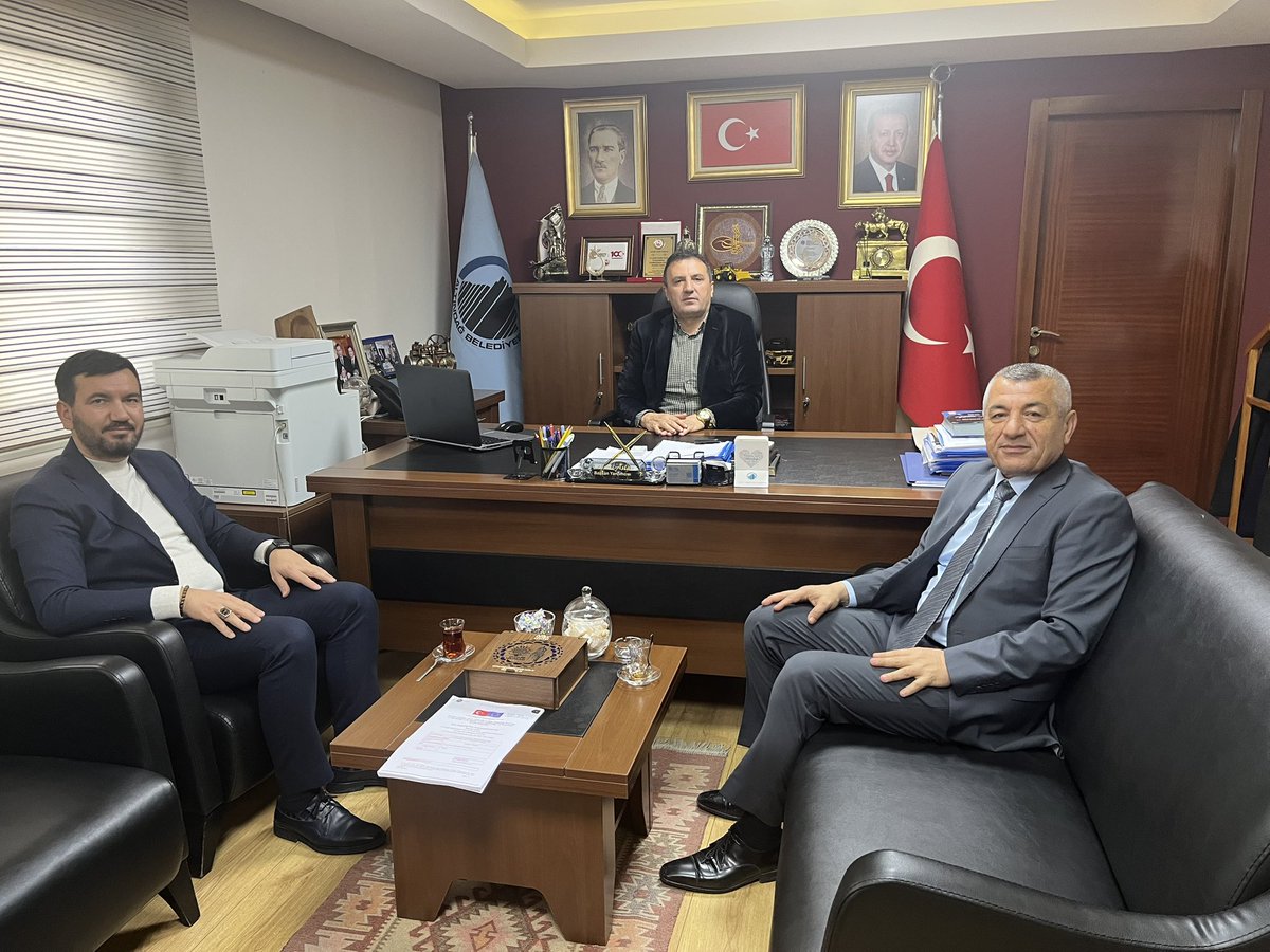 Altındağ Belediye başkan yardımcımız Sayın <a href="/Cebrailaslanank/">CEBRAİL ASLAN</a> bey ￼i yönetim kurulu üyemiz Sayın @<a href="/Ysncakmak06/">YASİN ÇAKMAK.</a> ile birlikte ziyaret ederek ￼yapılaşmanın önünü açma adına altyapı çalışmalarıyla ilgili görüş alışverişinde bulunduk büyük ve gayretli çalışmalarına şahit olduğum hem