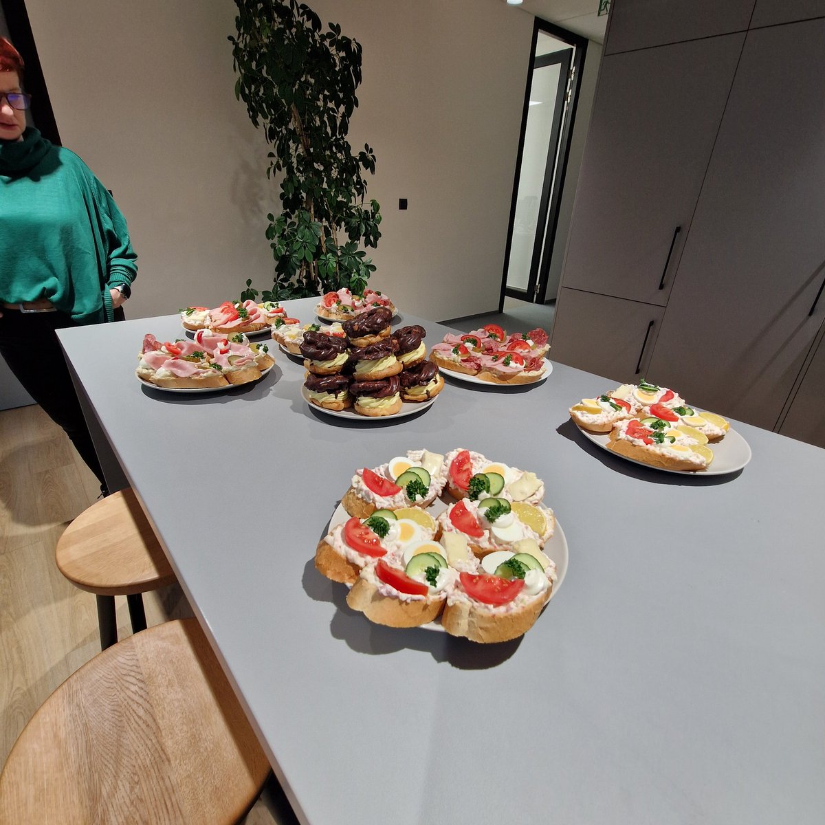 ✙SMRŤ△ tweet media