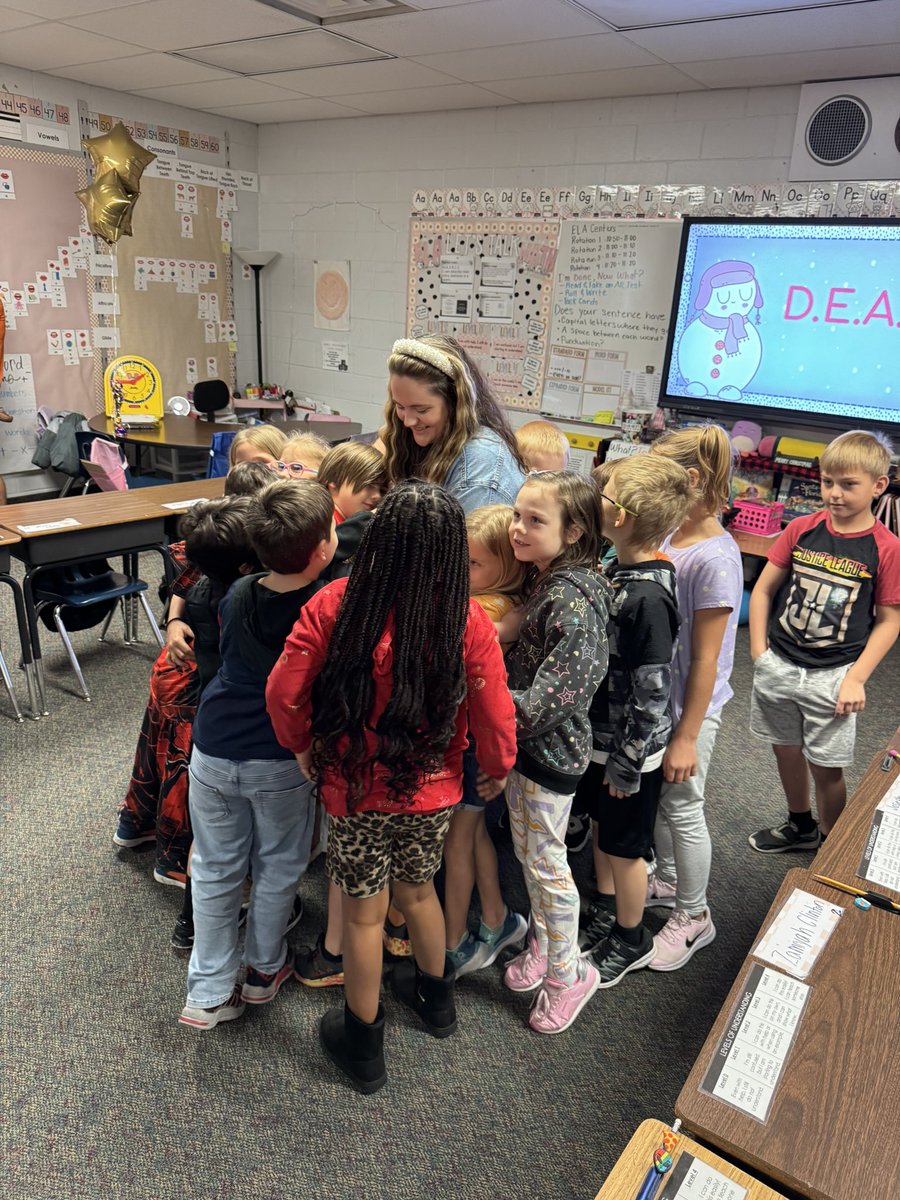 Our Rookie Teacher of the Year- Courtney Morris from Stanton-Weirddale Elementary!🍎Congratulations!

@marioncountyk12 <a href="/pefmc/">PEFMC</a> @suptmarion @ocalagazette @ocalastarbanner 
#WeAreMCPS