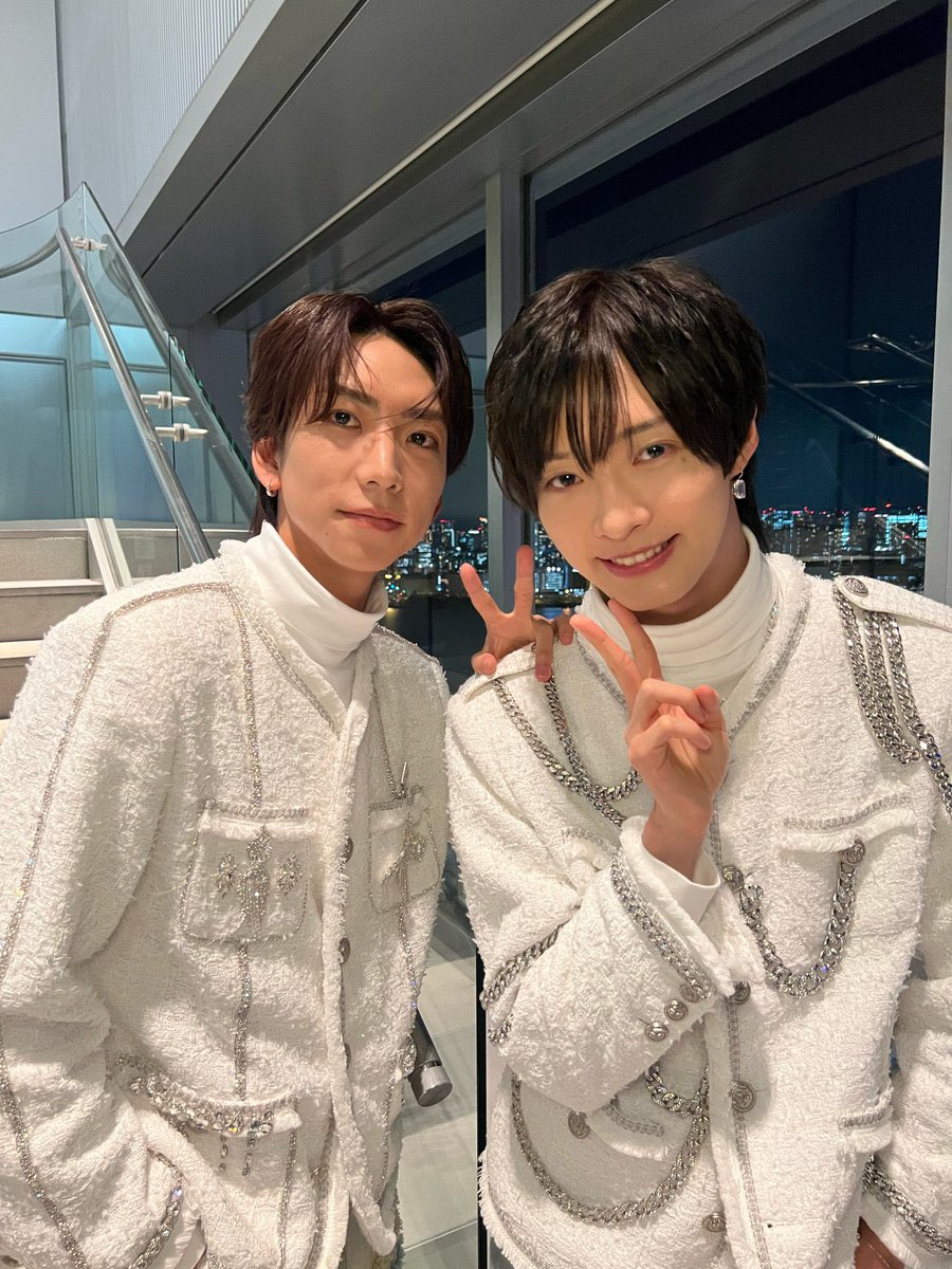 ri__97k's tweet photo. この構図たまらん https://t.co/H8iIAHQORF