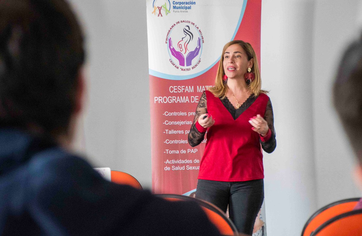 🔴25 médicos y matronas #APS, participaron de taller inducción #Climaterio organizado x #CESFAM Bencur #PUQ; jornada consideró exposiciones de especialistas <a href="/HCMagallanes/">Hospital Clínico de Magallanes</a> Dras. Valentina De Petris y Carolina Carmona. Destacamos a equipo #Climaterio <a href="/MgzChile/">MGZ Chile</a>  gestores jornada.