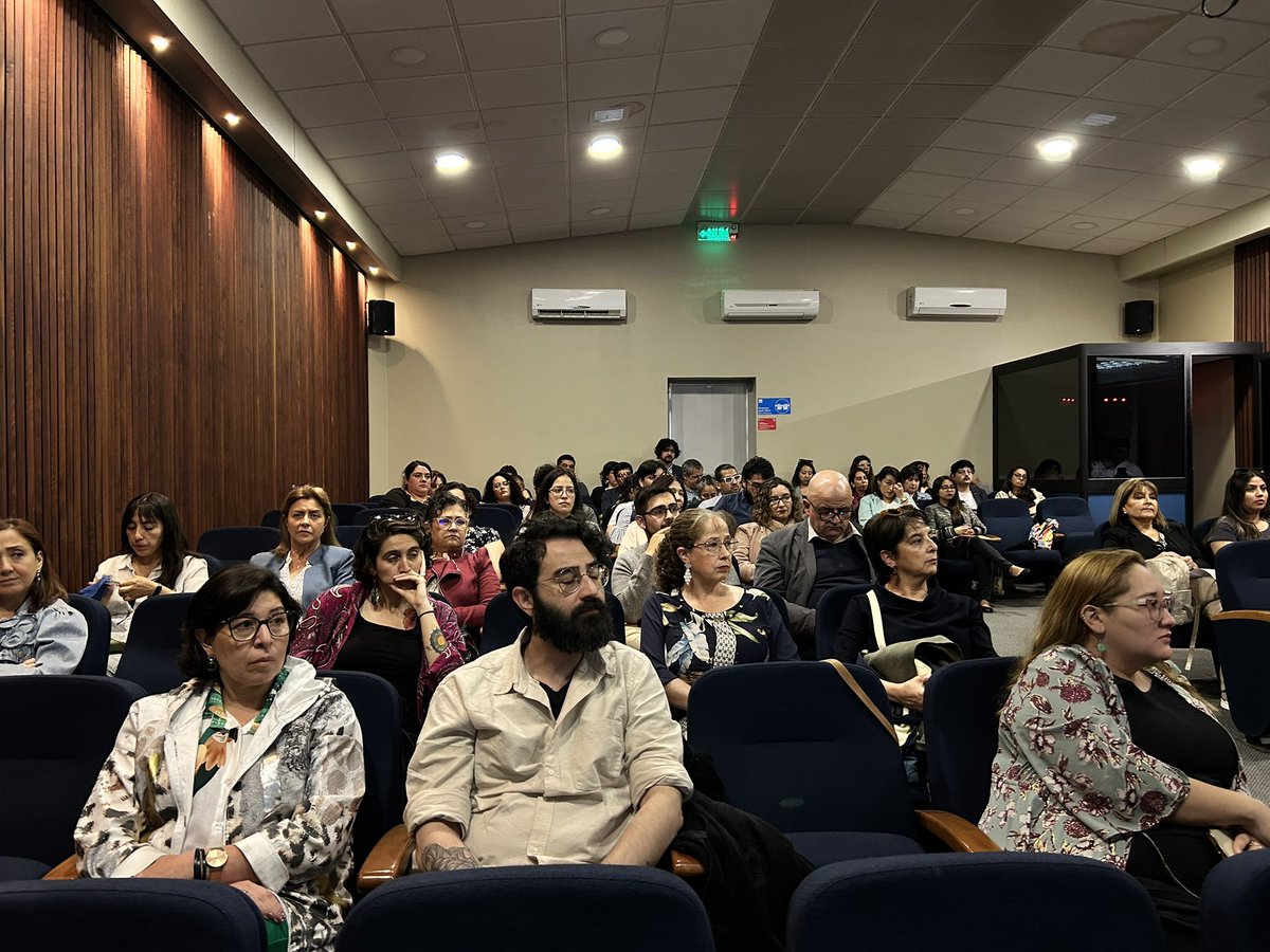 vrim_udec's tweet photo. #VinculaciónUdeC En
Campus Los Ángeles se realiza la 2da jornada ampliada 2024 de #VRIMUdeC.
Durante todo el día, las direcciones y unidades de la VRIM, de los 3 campus y la oficina de Santiago, se reúnen en esta jornada para conocer avances y proyectar el trabajo futuro. https://t.co/HXcbuC2QHl