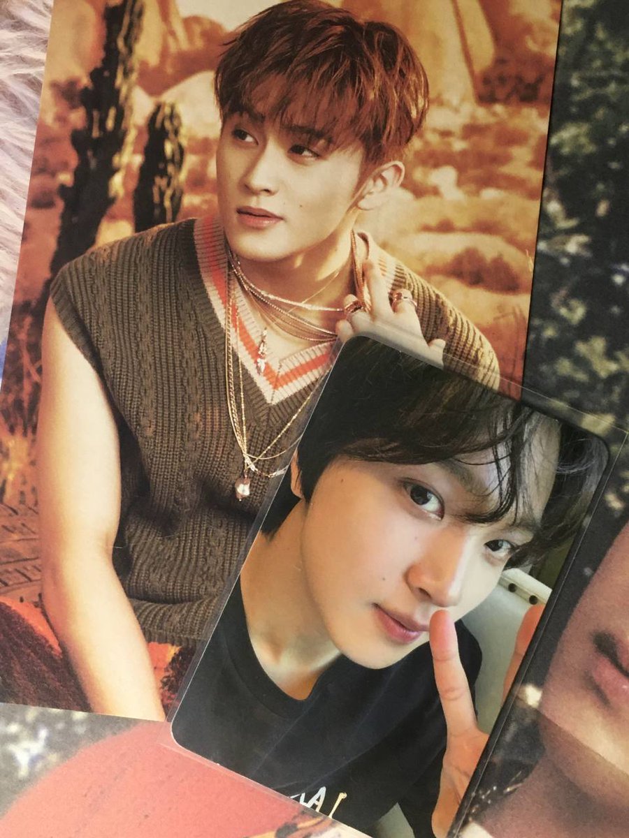 injunfave's tweet photo. (late review😓) UMUWI SI HAECHAN 🥹🥹 first time ko mauwian ng bias ko😭 tapos si mark pa postcard🤩thankyou so much @neoverseph !!
#neoverseproofs https://t.co/QH7nE9M3Ny