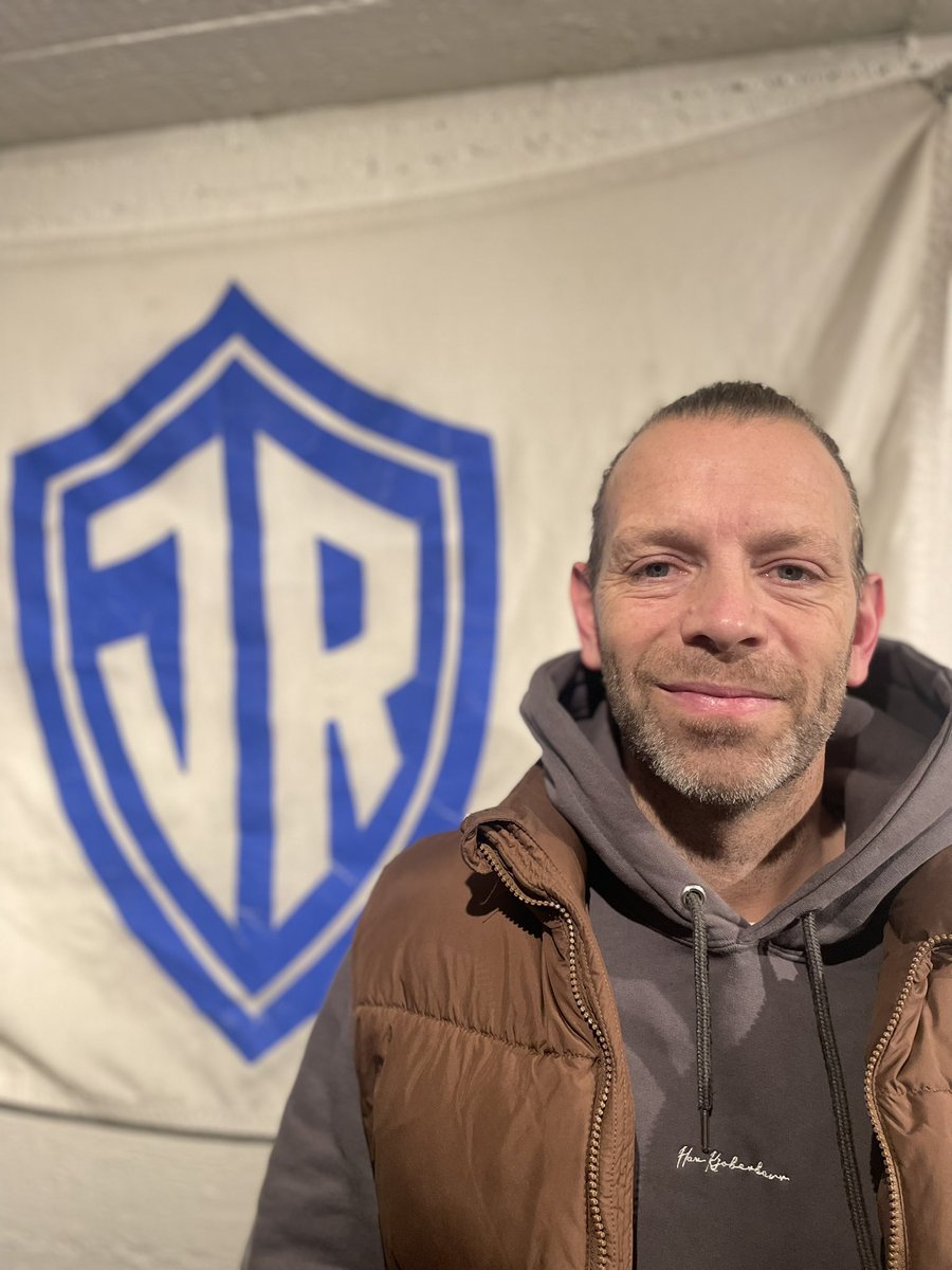 Einn minn uppáhalds þáttur hingað til🎙️

Sjálfur Eiki Ön mætti og fór yfir allt það sem skiptir máli. Góður þáttur og góðar sögur.

Hægt að gerast áskrifandi eða kaupa þáttinn á klink á Patreon síðunni. Svo er smá partur af þættinum kominn inn á Spotify.

patreon.com/posts/eiki-on-…