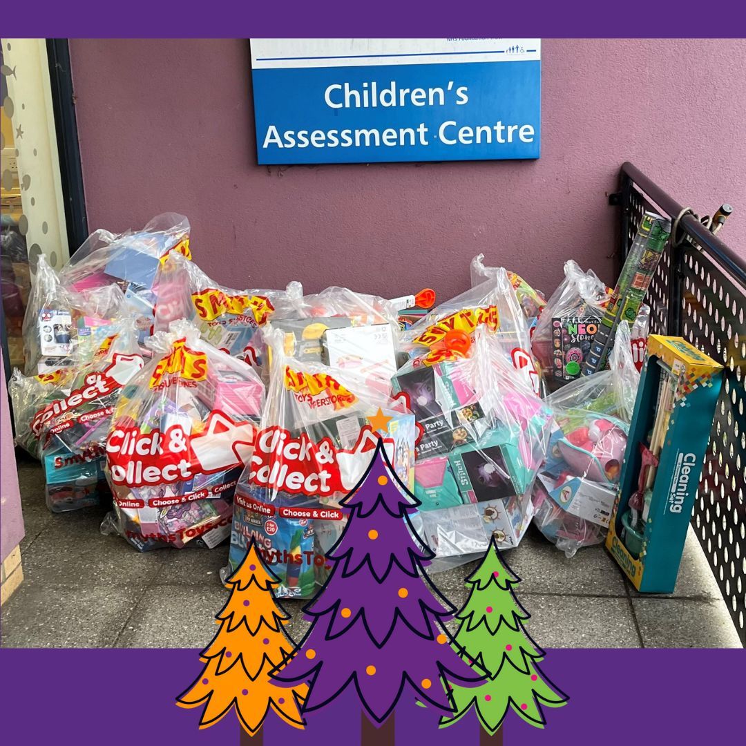 EKHCharity's tweet photo. 🎉 Round TWO of THREE deliveries from the @KMFMOfficial #GiveAGift appeal, today for Kent &amp; Canterbury’s Children’s Assessment Centre. 🎁

Thank you to KMFM listeners, @HendyGroup and everyone else involved in making the campaign possible! 🌟 #KMFM #EastkentHospitalsCharity #nhs https://t.co/EFTtC1UBLm