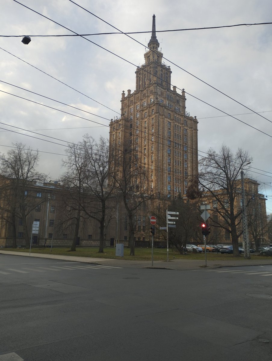 _nafaniel's tweet photo. Чергова рандомна підбірка фотографій Риги (не хвилюйтесь, завтра вранці я вже їду додому і припиню вам цим набридати) https://t.co/C2Xfva0nXX
