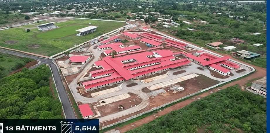 KassimDoumbia13's tweet photo. Ce projet ambitieux équipera la localité d’un hôpital de pointe, doté d’appareils de dernière génération, pour répondre aux besoins des résidents de Katiola et des villages environnants. 
#BNETD #Katiola #SantéPourTous #CIV225 #CICG  #DéveloppementLocal https://t.co/o7zW5KGZui