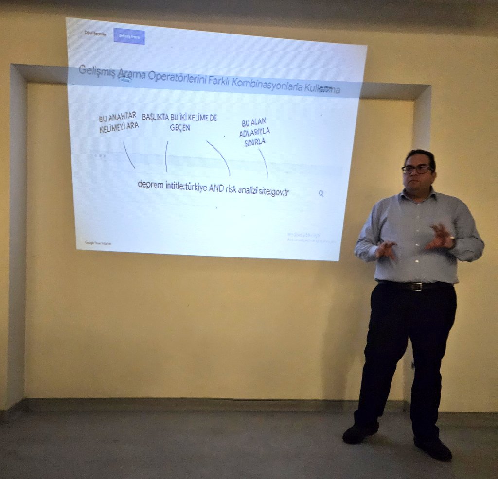 GGC'de gazetecilere dijital habercilik eğitimi

Google Türkiye Eğitim Danışmanı Özgür Mehmet Kütküt tarafından Gaziantep Gazeteciler Cemiyeti üyelerine ve gazetecilere dijital habercilik eğitimi verildi. 
GGC BAŞKANI MERAL AY: YENİ NESİL HABERCİLİĞİN OLMAZSA OLMAZI
Gaziantep