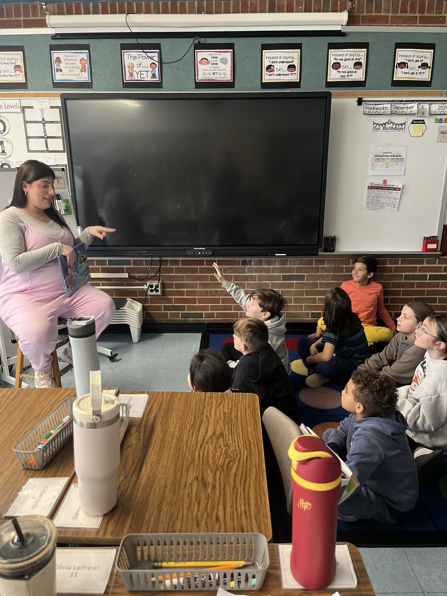 A great lesson on perseverance by our School Counselor Mrs. Simione with Mrs. Hartman’s class @ihsholmdelnj #WeAreHolmdel #WeAreIHS #LiveHolmdelBlue