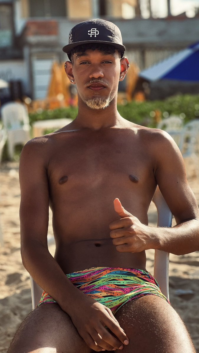 ferri__2's tweet photo. 🏖️ https://t.co/q7g4nGyQUa
