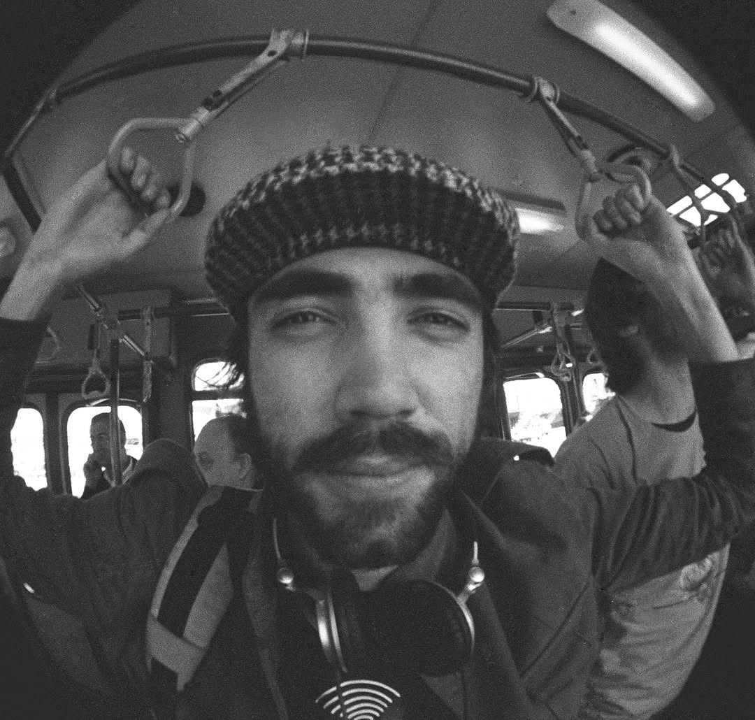 patrickwatson's tweet photo. Je te laisserai des mots just hit 1 billion streams on @Spotify. It’s an incredible thing to try to imagine what a billion actually means. It’s an enormous number that’s difficult to comprehend. All I know is that I’m very proud to be part of people’s musical life. https://t.co/cWuKXiHJ2B