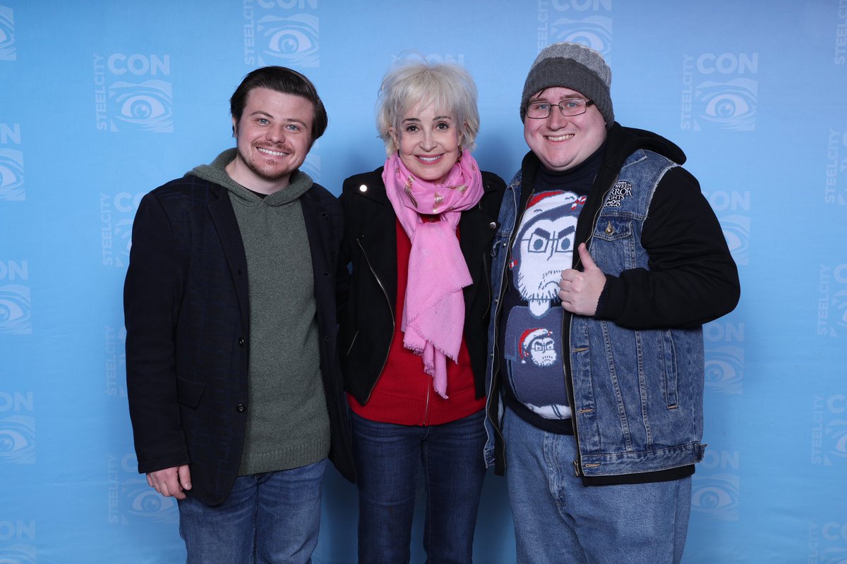 nicolaikabana's tweet photo. So great to meet #AnniePotts at #SteelCityCon! #ToyStory #Ghostbusters #YoungSheldon #KabanaEntertainment https://t.co/nT4d495sC1
