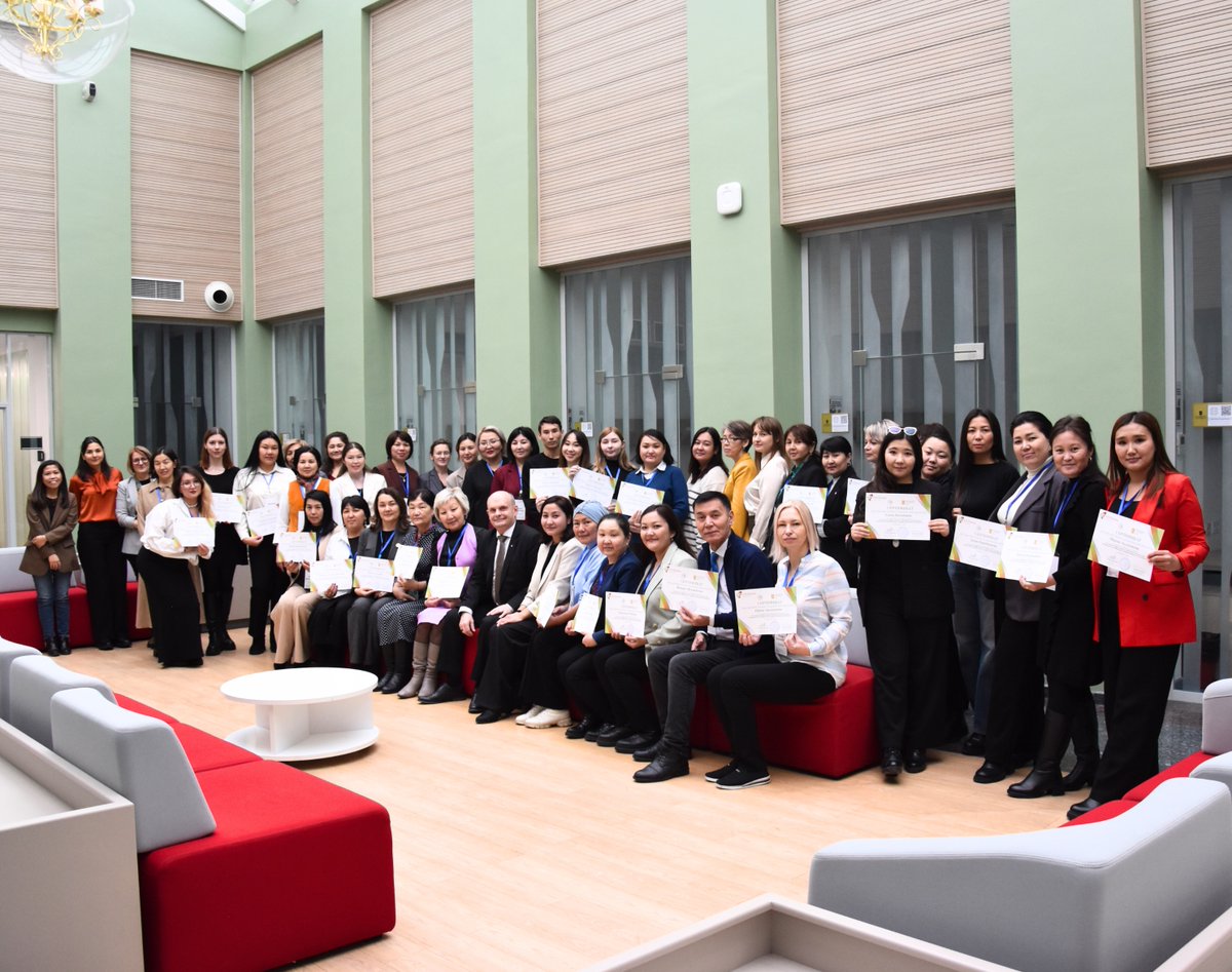 NU_Library_NU's tweet image. 📚💡 #EALT2024: Enhancing library excellence! #NULibrary hosted the Eurasian Academic Libraries Training, focusing on AI, research support, and student well-being. Thank you for joining this pivotal event!
#KazakhLibraries #AI #OpenAccess #NURIS #ProfessionalDevelopment