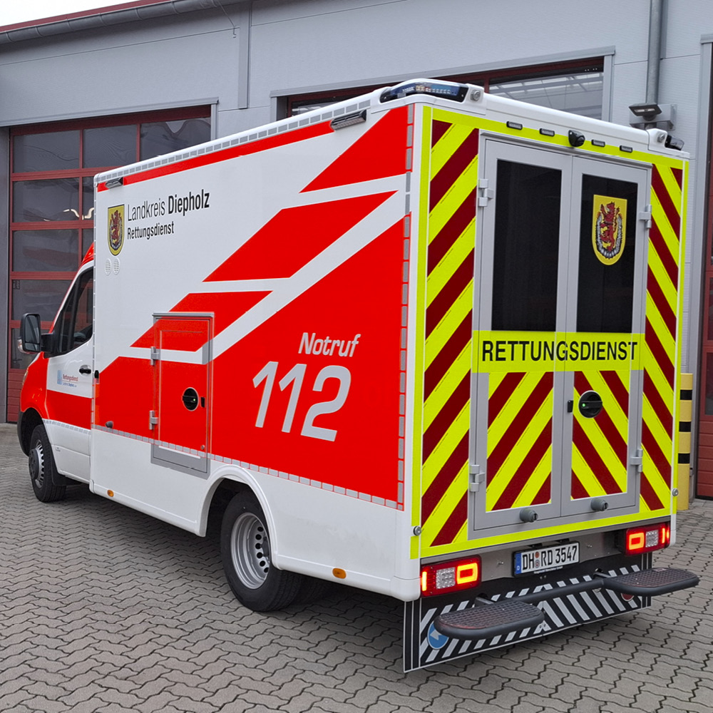 Rettungsdienst's tweet photo. Landkreis Diepholz reduziert eigenständig Arbeitszeit im Rettungsdienst

Mehr auf https://t.co/3hwP7sevB8 | #Rettungsdienst #Notfallsanitäter #NotSan #Rettungssanitäter #Notarzt #Notärztin #Feuerwehr #Diepholz #Arbeitszeit #Krankentransport

https://t.co/qO2WGwwrW6 https://t.co/wPXhs4uhOO