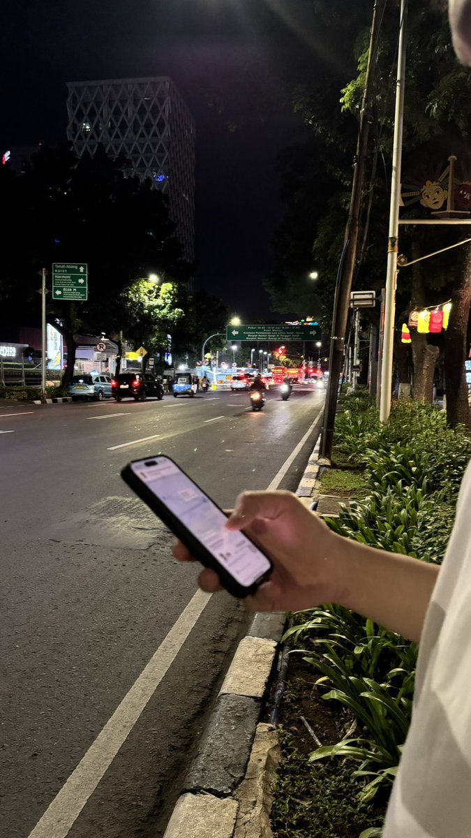 masihhidup000's tweet photo. Kita jalan jalan lagi ga si https://t.co/hOLALqzaPP