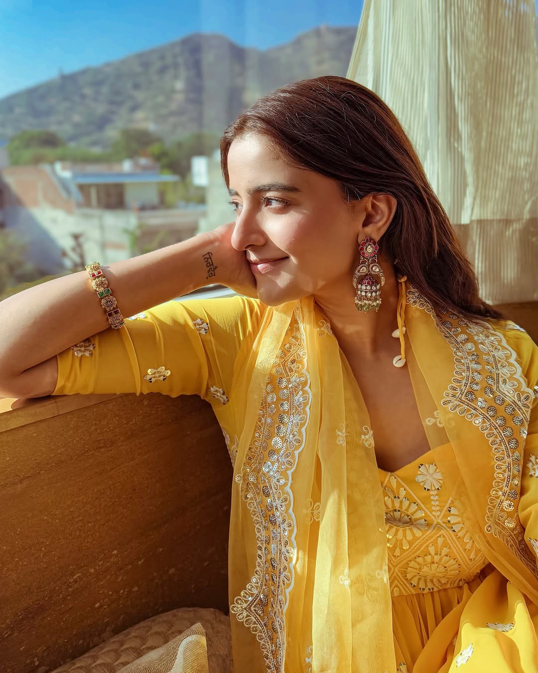 Gehp5y6W0AAb8_X?format=jpg&name=large