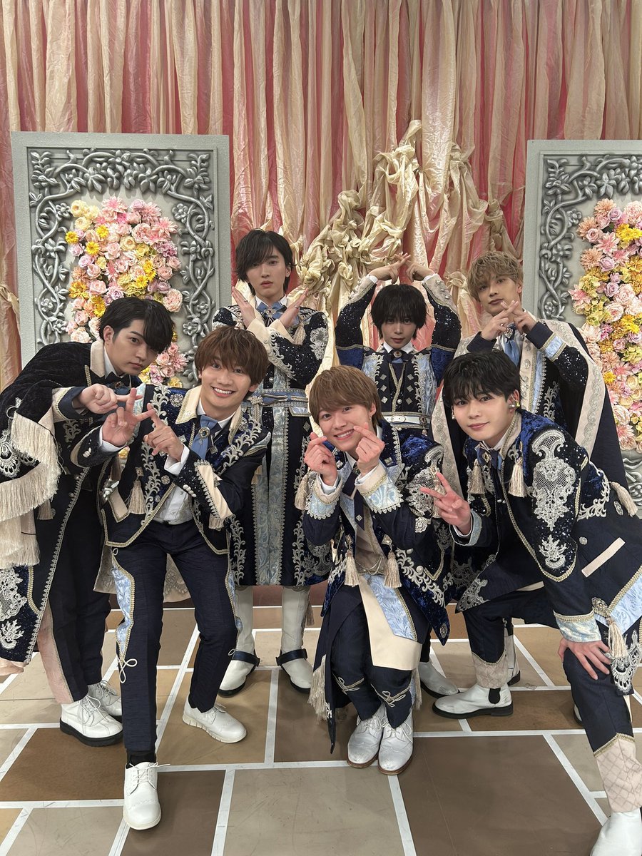 07_2star's tweet photo. ダイスマ衣装ラブすぎ…🫶💕︎︎
  #なにわ男子 https://t.co/EJng1Odgkw