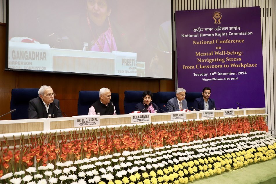 FordaIndia's tweet photo. Privileged &amp; honoured to have represented issues plaguing the #residentdoctor community on an international platform at the #MentalHealth day celebrations at #Vigyanbhawan by @India_NHRC 

The function was presided &amp; inaugurated by Hon’ble @rashtrapatibhvn. 
@ANI @PTI_News @ndtv https://t.co/CNwZzCUj28