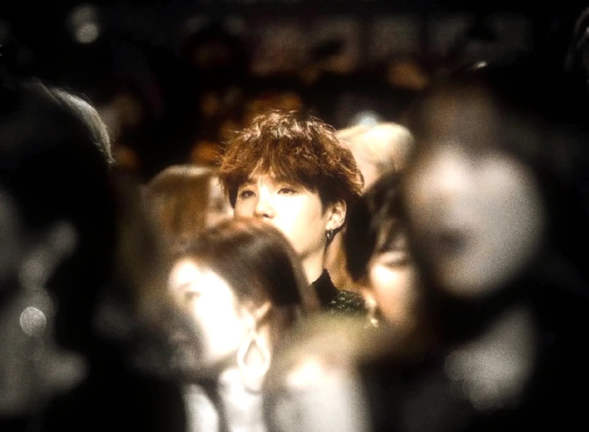 sugadooll's tweet image. him