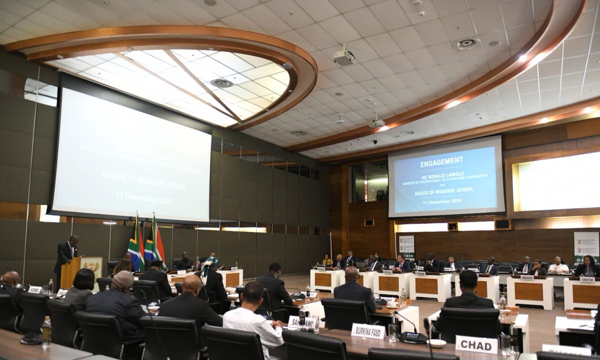DIRCO_ZA's tweet photo. Minister Ronald Lamola reaffirmed South Africa’s commitment to strengthening African partnerships, prioritising interests, fostering peaceful resolutions, and boosting trade during his remarks to African Heads of Mission.
#AfricanDiplomacy
#UnityInAfrica https://t.co/ddb4ORg2nj