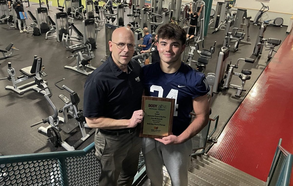 Mike Drago (@mdrago59) on Twitter photo Defensive Player of the Year’s ‘motor never stopped’ running for Spartans mikedragosports.com/defensive-play… <a href="/bodyzonecomplex/">Body Zone</a> <a href="/Tniedrowski44/">Tyler Niedrowski</a> <a href="/boys4_lori/">Lori</a> <a href="/WeAreBC55/">Bill Hess</a> <a href="/WeiserFootball/">Weiser Football</a> @blazersboone <a href="/ExeterTwpFB/">EXeter Twp PA FB</a> <a href="/FWTigers/">Fleetwood Athletics</a> <a href="/TigerAthleticA/">Tigers Athletic A</a> @FootballGmhs <a href="/GriddersRed/">Red Knight Gridders Club</a> <a href="/KutztownF/">Kutztown Cougar Football</a> <a href="/KtownCougars/">Kutztown Area High School Athletics</a> Defensive Player of the Year’s ‘motor never stopped’ running for Spartans mikedragosports.com/defensive-play… <a href="/bodyzonecomplex/">Body Zone</a> <a href="/Tniedrowski44/">Tyler Niedrowski</a> <a href="/boys4_lori/">Lori</a> <a href="/WeAreBC55/">Bill Hess</a> <a href="/WeiserFootball/">Weiser Football</a> @blazersboone <a href="/ExeterTwpFB/">EXeter Twp PA FB</a> <a href="/FWTigers/">Fleetwood Athletics</a> <a href="/TigerAthleticA/">Tigers Athletic A</a> @FootballGmhs <a href="/GriddersRed/">Red Knight Gridders Club</a> <a href="/KutztownF/">Kutztown Cougar Football</a> <a href="/KtownCougars/">Kutztown Area High School Athletics</a>