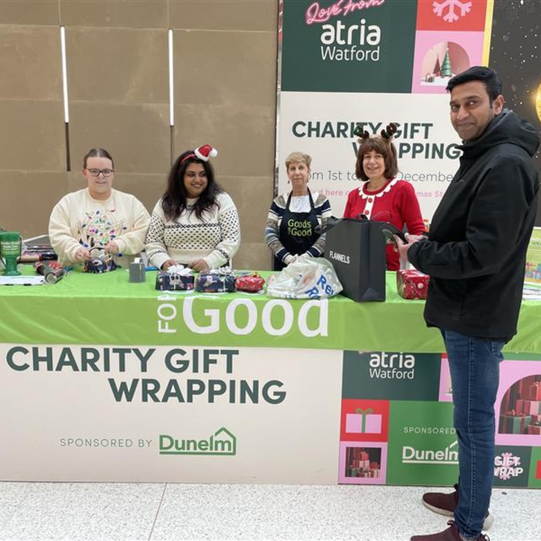 Fantastic turnout for our #Christmas #GiftWrapping session at @atriaWatford last weekend. #Thankyou to everyone who stopped by. Your support means we've managed to raised just over £300 for our #winterappeal 🎄👏 #Watford #WatfordEvents #CommunitySupport