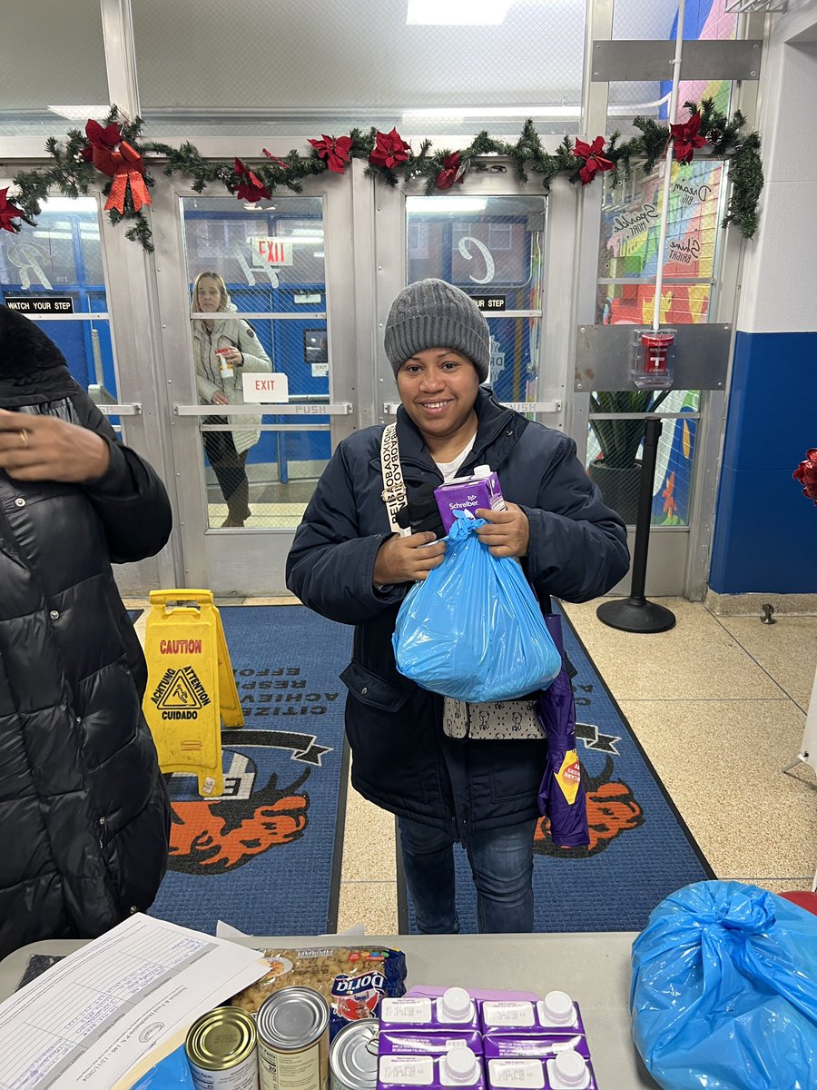 P.S. 146 X (@ps146x8) on Twitter photo Food Pantry <a href="/PS146/">Mark Sinclair</a>
Thanks parents for coming out and supporting us. It’s our pleasure to give back to our supporting parents. Food Pantry <a href="/PS146/">Mark Sinclair</a>
Thanks parents for coming out and supporting us. It’s our pleasure to give back to our supporting parents.