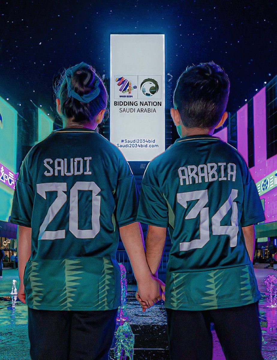 cllesv's tweet photo. 🇸🇦🤍🤍🤍🤍
#ترشح_السعودية2034
#Saudi2034bid #FIFAWorldCup2034 
#WelcomeToSaudi34 https://t.co/KwyYG4euF8