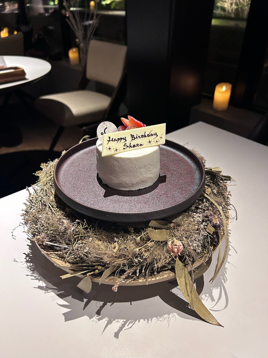 01___Sy's tweet photo. 誕生日過ぎちゃったけど23歳なりました。 https://t.co/5nkDz3IT0n