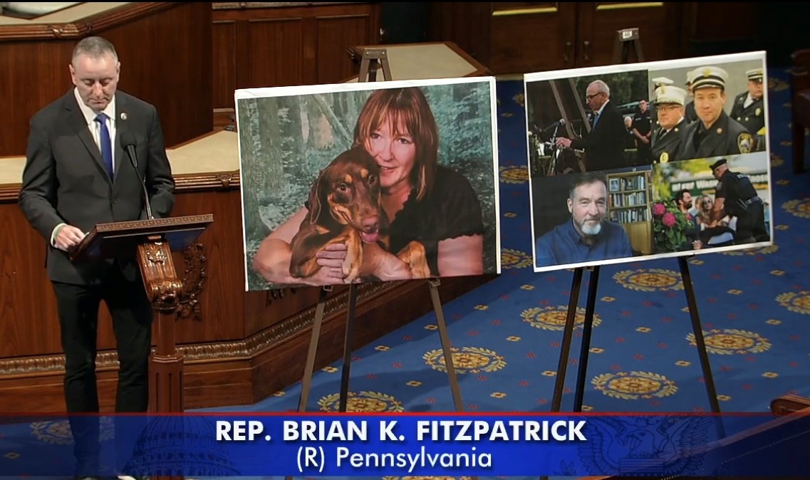 U.S. Rep. Brian Fitzpatrick celebrated the Senate passage of his bill to rename the Washington Crossing Post Office the 'Susan C. Barnhart Post Office'
patimes.media/lbt-politics/a…