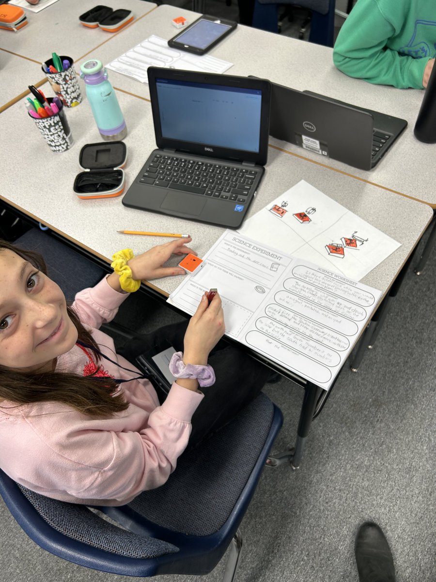 sciowamakers's tweet photo. SEP homeschool students have been learning about collecting data using the PocketLab. This student was “mapping” a bar magnet to see how the magnetic field changed when different parts of the magnet were near the sensor. ⁦@ThePocketLab⁩ ⁦@SEPolkRams⁩ https://t.co/6l7KcWwIq9