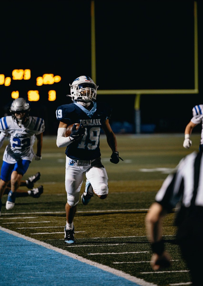 Noah LaBan (@noahlaban_) on Twitter photo • 147 carries
• 1000 rushing yards
• 10 rushing touchdowns
• 6.72 yards per carry
• 266 receiving yards
• 3 receiving touchdowns
• First Team All Region
Junior Year Highlights ➡️ hudl.com/v/2RELBH
<a href="/PrepRedzoneGA/">Prep Redzone Georgia</a> <a href="/On3sports/">On3</a> <a href="/MattDeBary/">Matt DeBary</a> <a href="/RecruitGeorgia/">Recruit Georgia</a> • 147 carries
• 1000 rushing yards
• 10 rushing touchdowns
• 6.72 yards per carry
• 266 receiving yards
• 3 receiving touchdowns
• First Team All Region
Junior Year Highlights ➡️ hudl.com/v/2RELBH
<a href="/PrepRedzoneGA/">Prep Redzone Georgia</a> <a href="/On3sports/">On3</a> <a href="/MattDeBary/">Matt DeBary</a> <a href="/RecruitGeorgia/">Recruit Georgia</a>