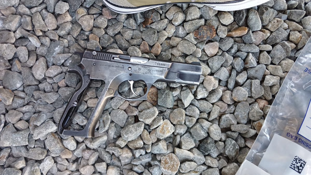 _ArriveAlive's tweet image. Police arrest suspect for possession of stolen vehicles and unlicensed firearm with ammunition  buff.ly/3ORPny0

#ArriveAlive #StolenVehicles #Firearm @SAPoliceService
