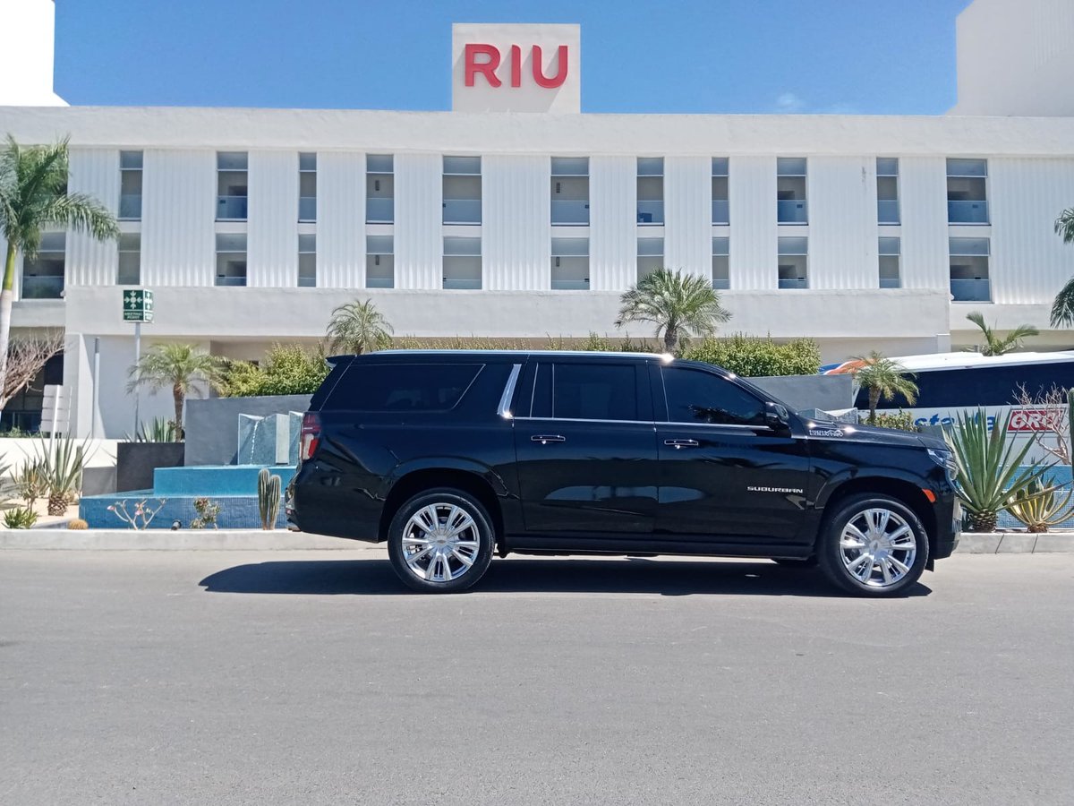 MartinRemirez's tweet image. Cabo Airport Transportation 5 % Discount reserve in our website caboshuttleservices.com and save 5 % during the month of December PASSWORD MERRY5