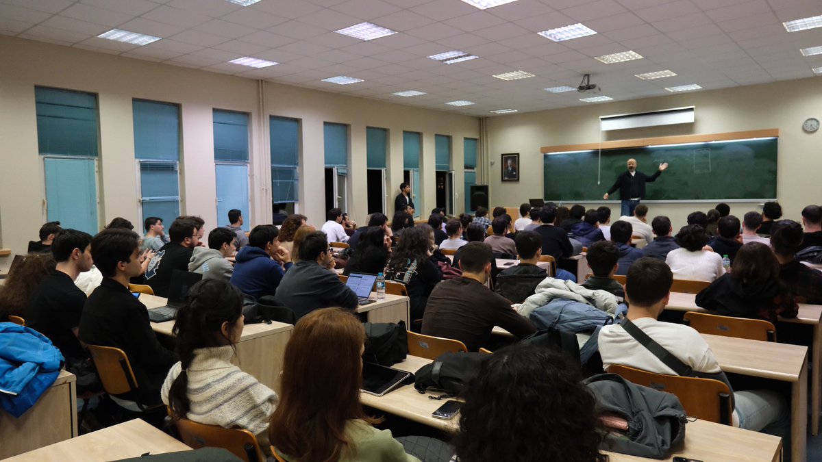 ChainTalks söyleşimizle haftalık buluşmalarımıza devam ediyoruz. 🤗

Bu hafta Nethermind researcherı Ahmet Ramazan Ağırtaş ile blockchain ve kriptografi üzerine konuştuk. Bu harika toplantıya katkıları için teşekkür ederiz. 🤩