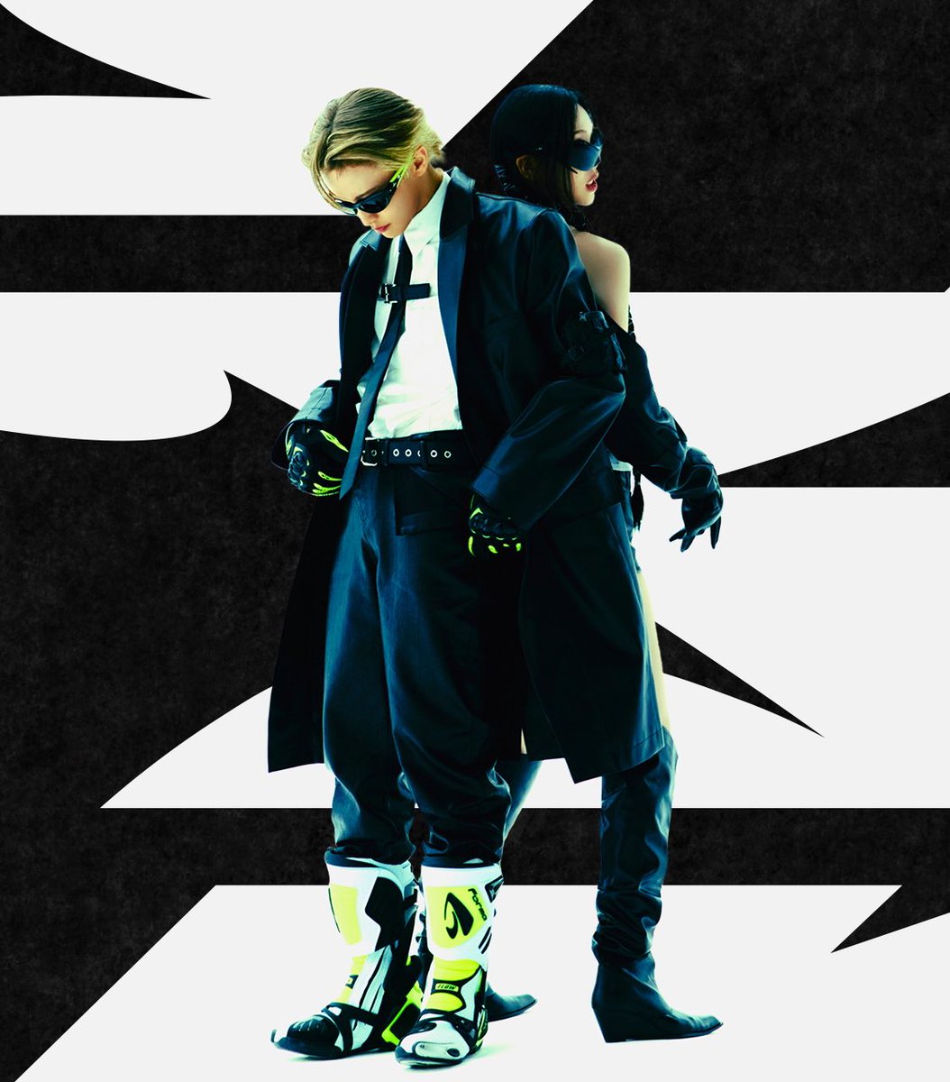 merlynsie's tweet photo. เพลงใหม่มาร์คชื่อ Fraktsiya ไปหามามีความหมายว่า spy ที่เป็นสายลับทำงานให้ตำรวจอะ อมก โคตรเท่ๆๆๆ อย่างกับโปสหนัง แล้วทั้งม้าคทั้งยองจีแรปเป้อคู่ เรื่องเนื้อเพลงมาเหนือๆแน่ๆ กวีเอกกับเจ้าของเพลงฮิต https://t.co/FciXfogqx2