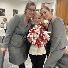 HousekeepersUK's tweet photo. Manchester &amp; NW Meeting review: On 15th November 2024 UKHA Manchester &amp; NW committee and members met at the Lowry Hotel for a Christmas Wreath making workshop. Our Guest Speaker was Rachael Shah from Vision Linens. 

Read the full review and gallery >> https://t.co/gUePuIkmMh https://t.co/vW5lsCWiiG